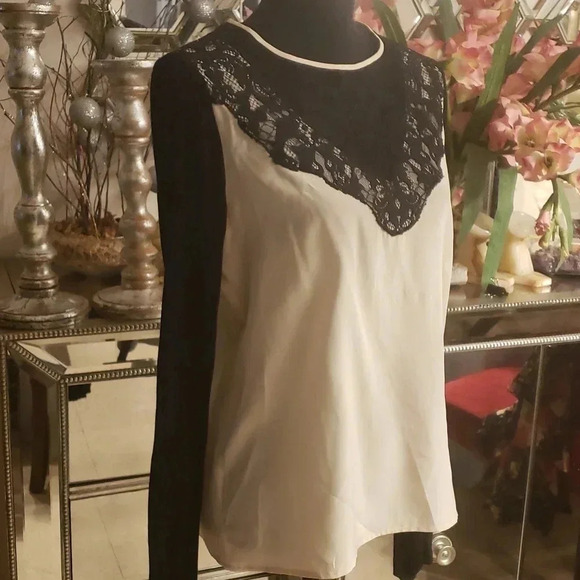 Diane von Furstenberg blouse size M - Picture 1 of 8